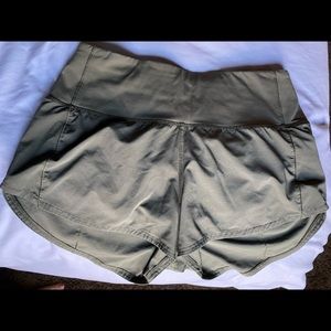 Lululemon speed up high rise shorts
